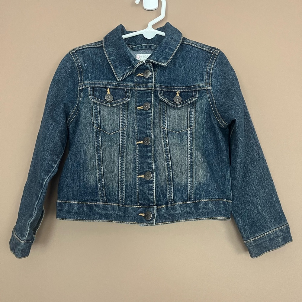 {The Children's Place} Denim Jean Jacket in Blue - Girls 4T